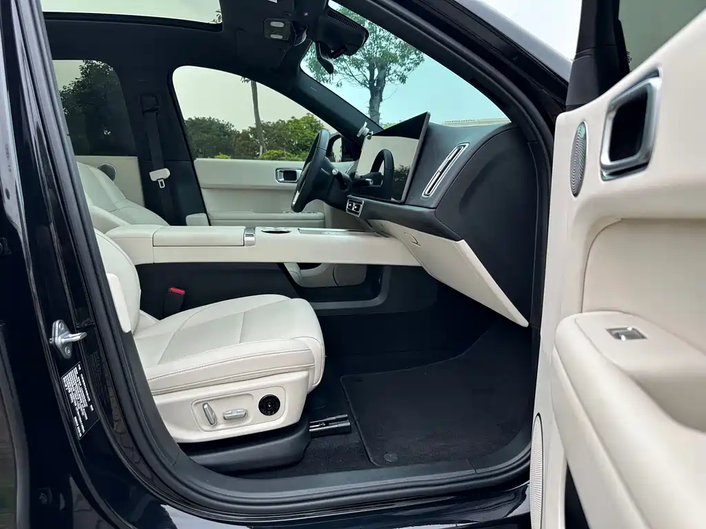 Li Auto L6 2024 Pro
