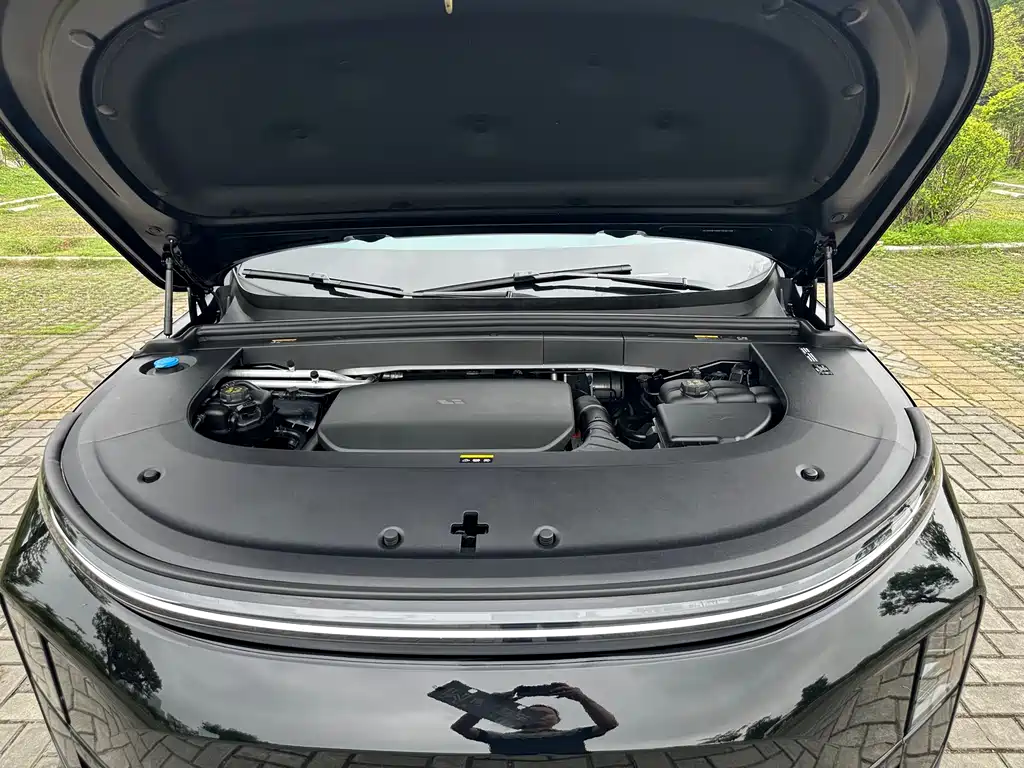 Li Auto L6 2024 Pro