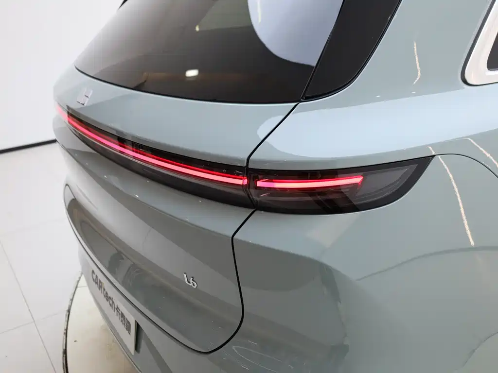Li Auto L6 2025 Max Intelligent Refresh Edition
