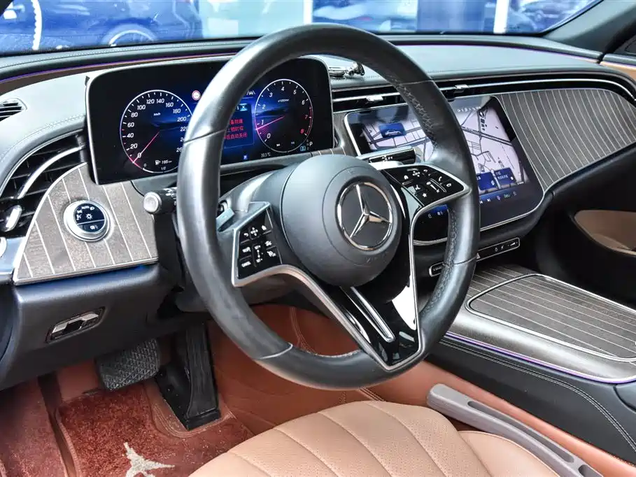 Mercedes-Benz E-Class 2024 E 300 L Fashion Edition