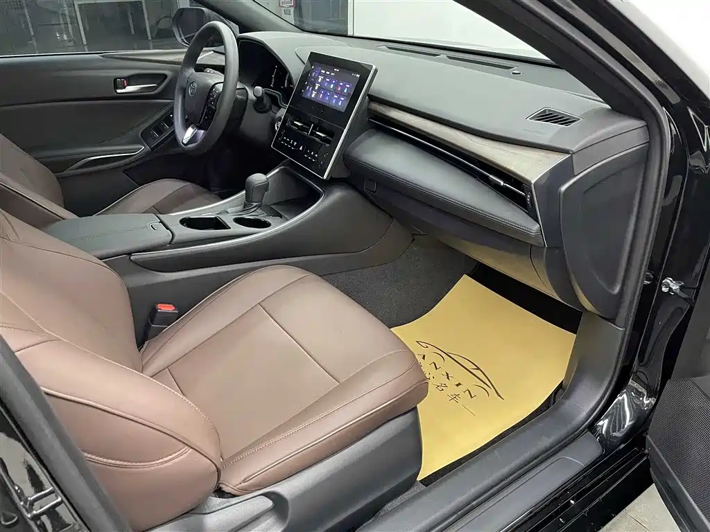 Toyota Avalon 2023 2.0L Base Edition
