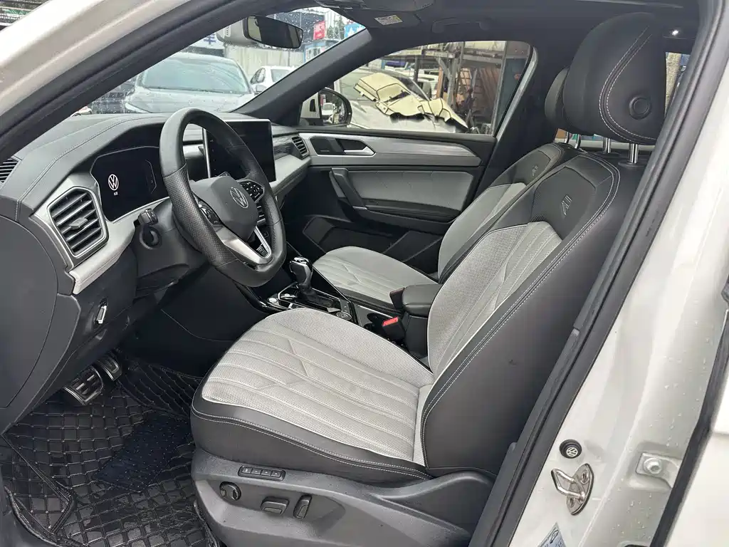 Volkswagen Tayron 2023 Facelift 380TSI 4WD R-Line Pro Smart Edition
