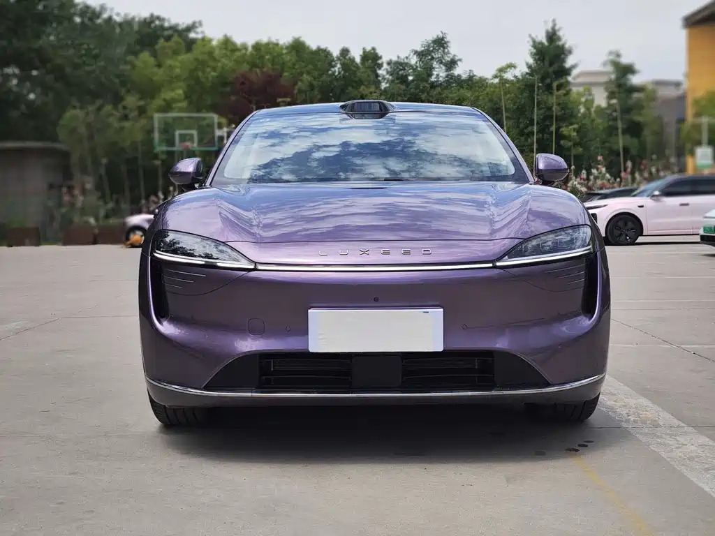 Luxeed R7 2025 Extended Range 251km Max