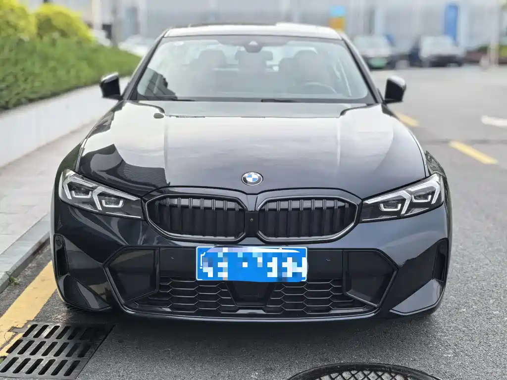 BMW 3 Series 2025 330Li M Sport Night Edition