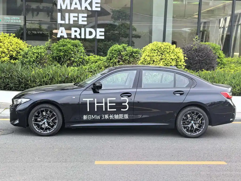 BMW 3 Series 2025 330Li M Sport Night Edition
