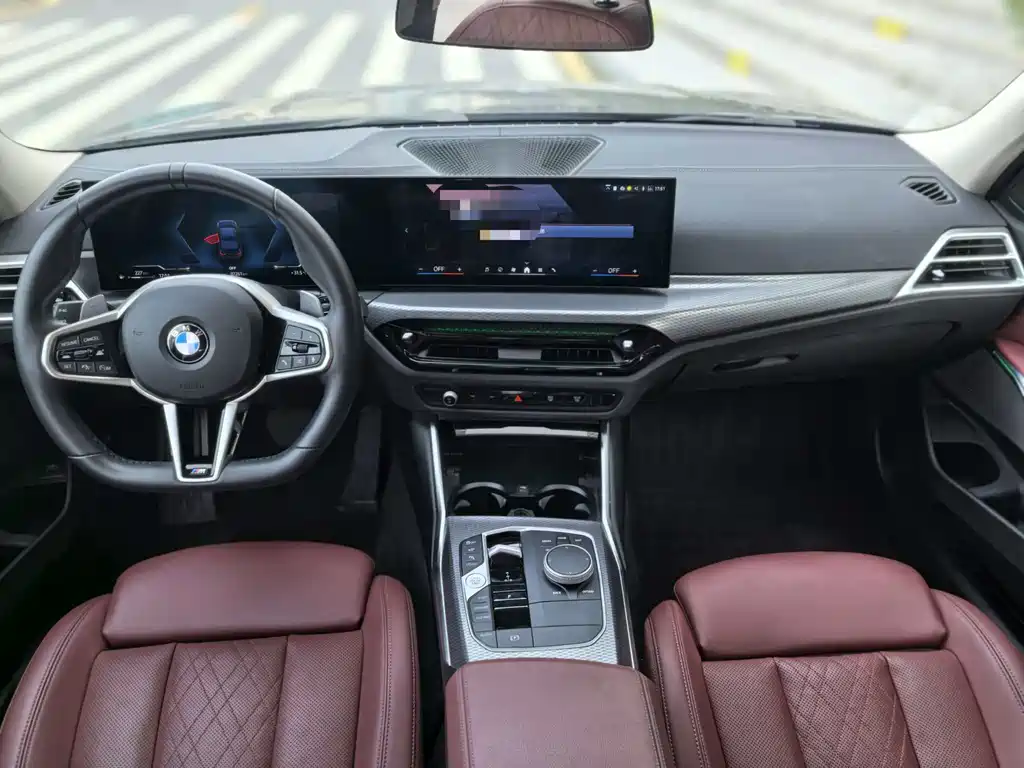 BMW 3 Series 2025 330Li M Sport Night Edition