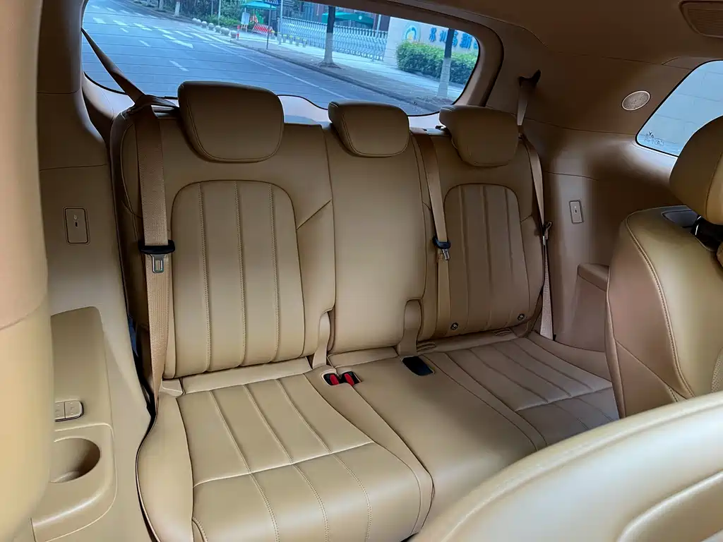 Voyah Dreamer 2025 PHEV AWD Flagship Kunpeng Edition