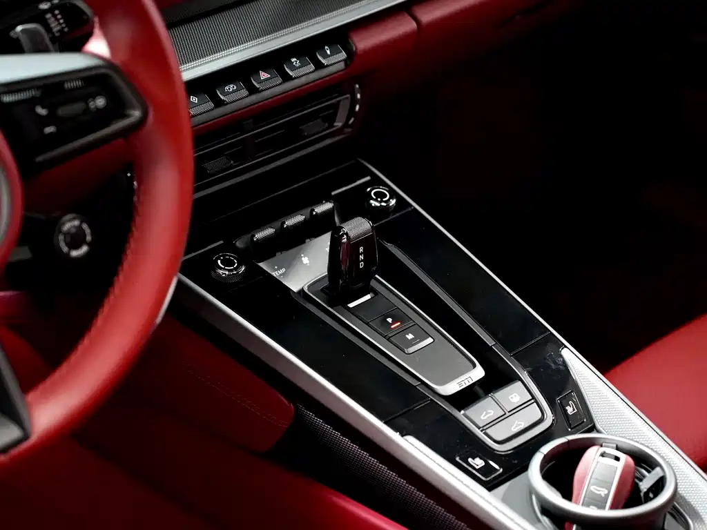 Porsche 911 Carrera (2020)