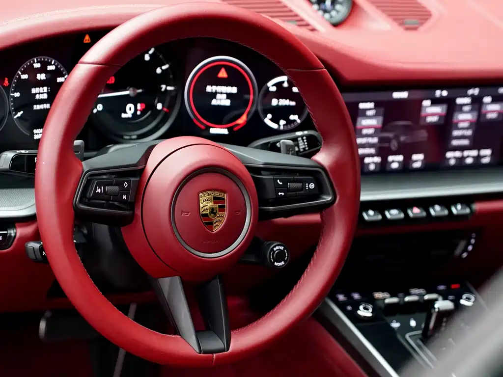 Porsche 911 Carrera (2020)