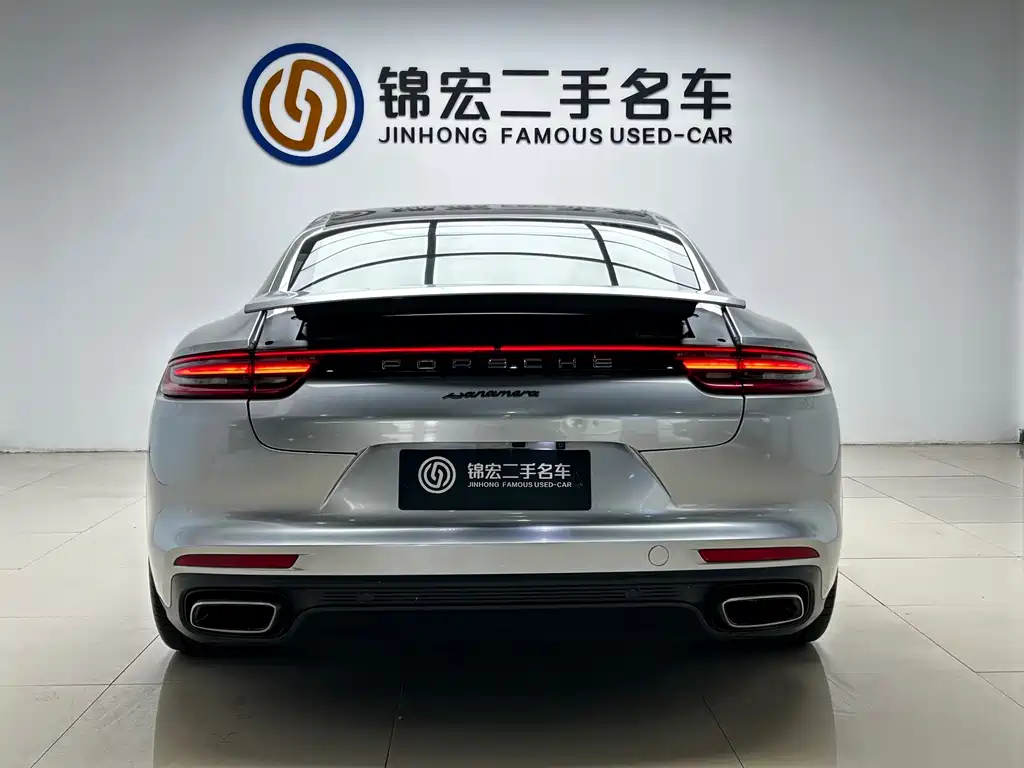 2017 Porsche Panamera 3.0T