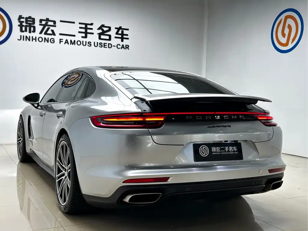 2017 Porsche Panamera 3.0T