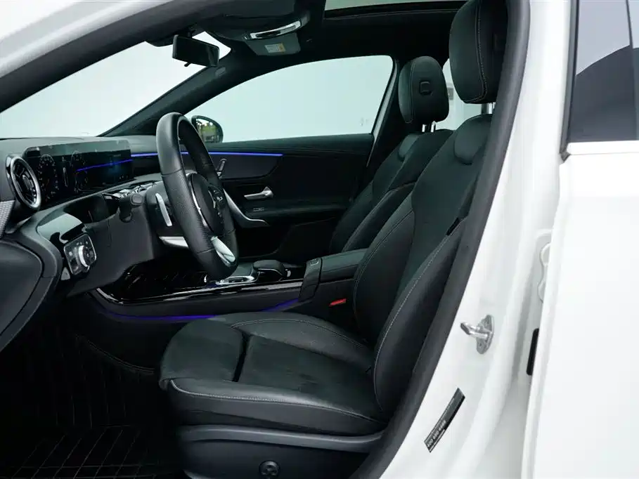 Mercedes-Benz A-Class 2019 A 200 L Sport Sedan