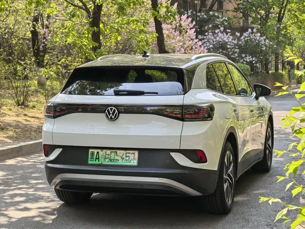 ID.4 CROZZ 2022 Standard Range PURE Edition