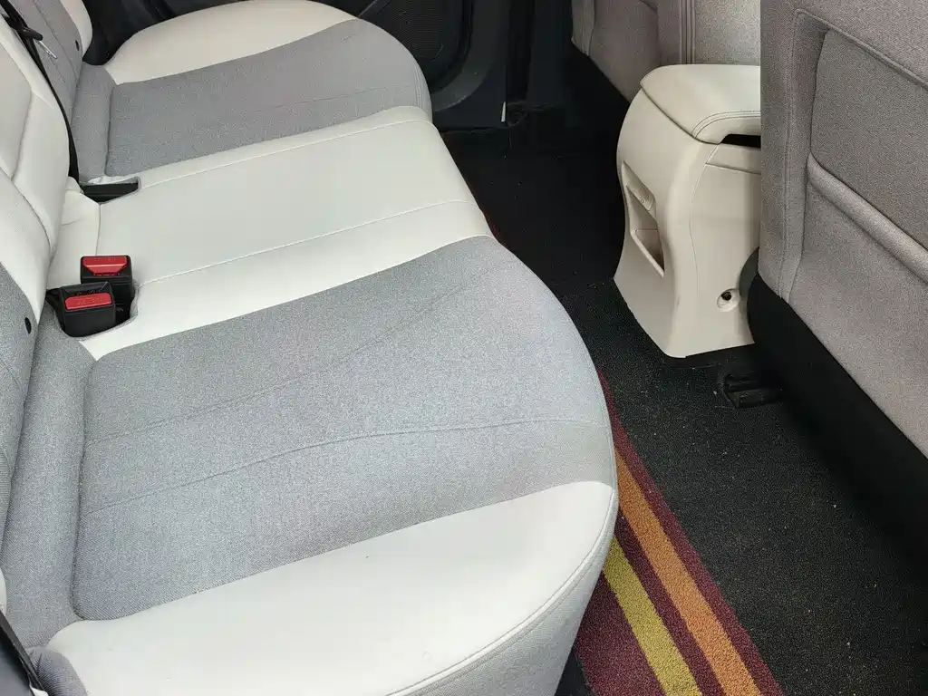 Beijing EU5 2019 R500 Zhifeng Edition
