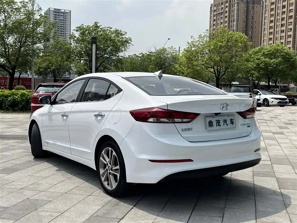Elantra 2016 1.6L Auto Zhixuan Elite
