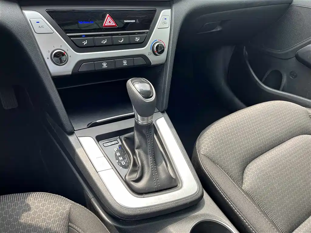Elantra 2016 1.6L Auto Zhixuan Elite