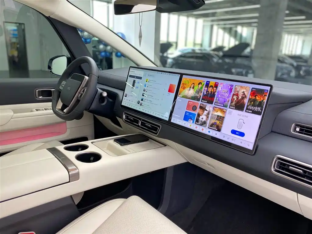 Li Auto MEGA 2025 Home Family Special Edition