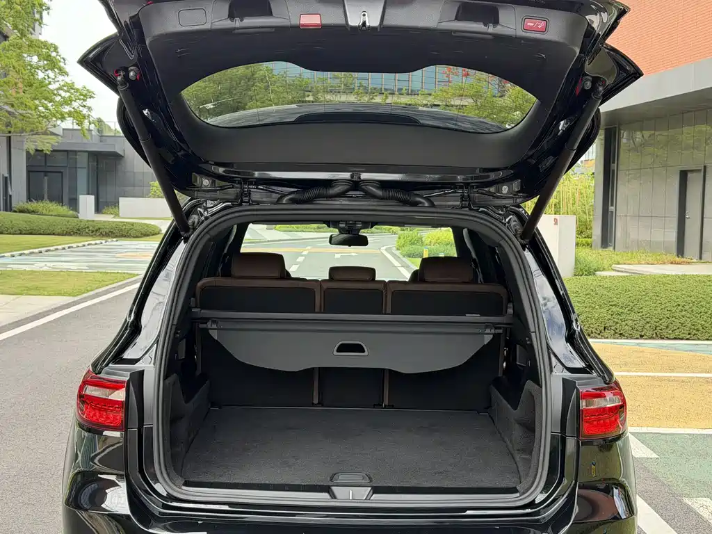 Mercedes-Benz GLB 180 Style 2021