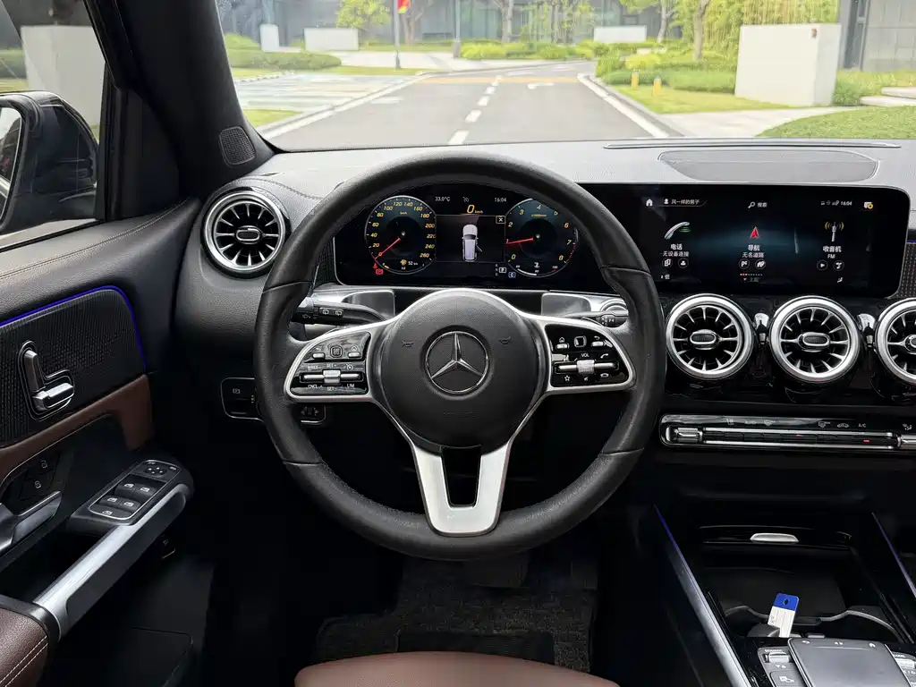 Mercedes-Benz GLB 180 Style 2021