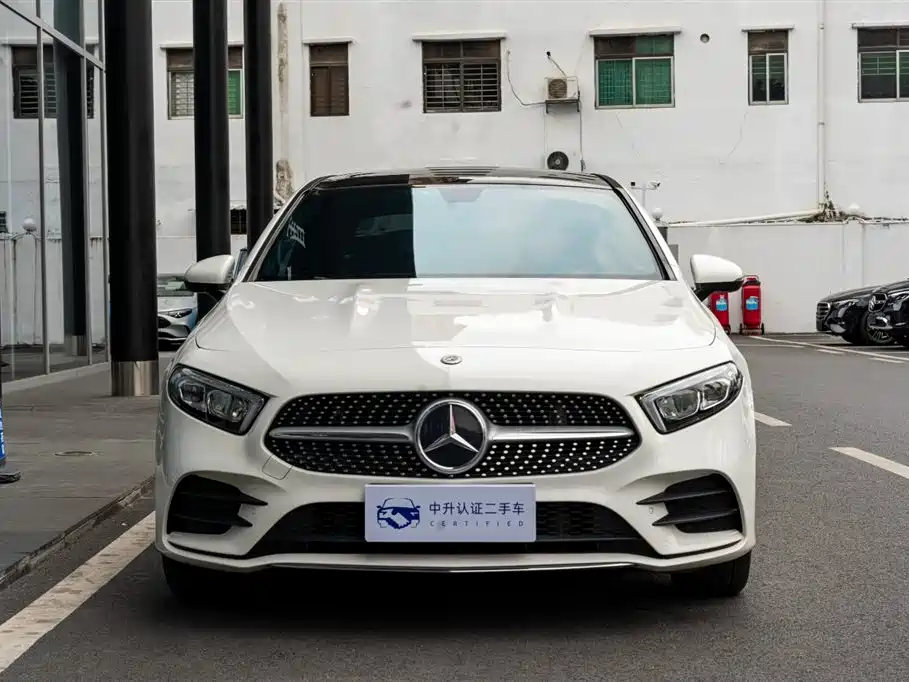 Mercedes-Benz A-Class 2021 A 200 L Sport Sedan Fashion Edition