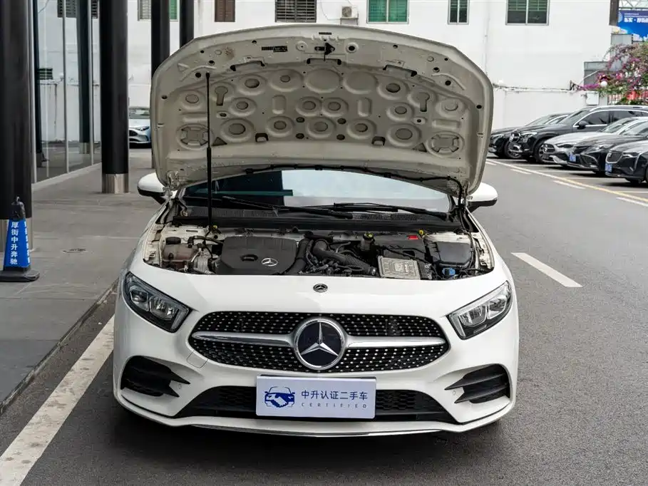 Mercedes-Benz A-Class 2021 A 200 L Sport Sedan Fashion Edition