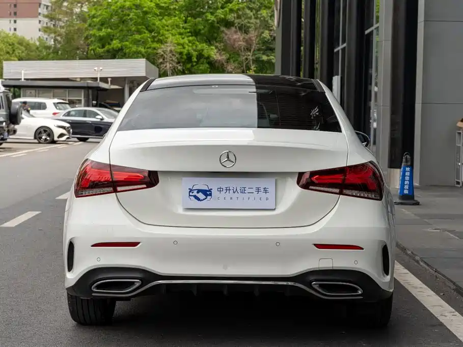 Mercedes-Benz A-Class 2021 A 200 L Sport Sedan Fashion Edition