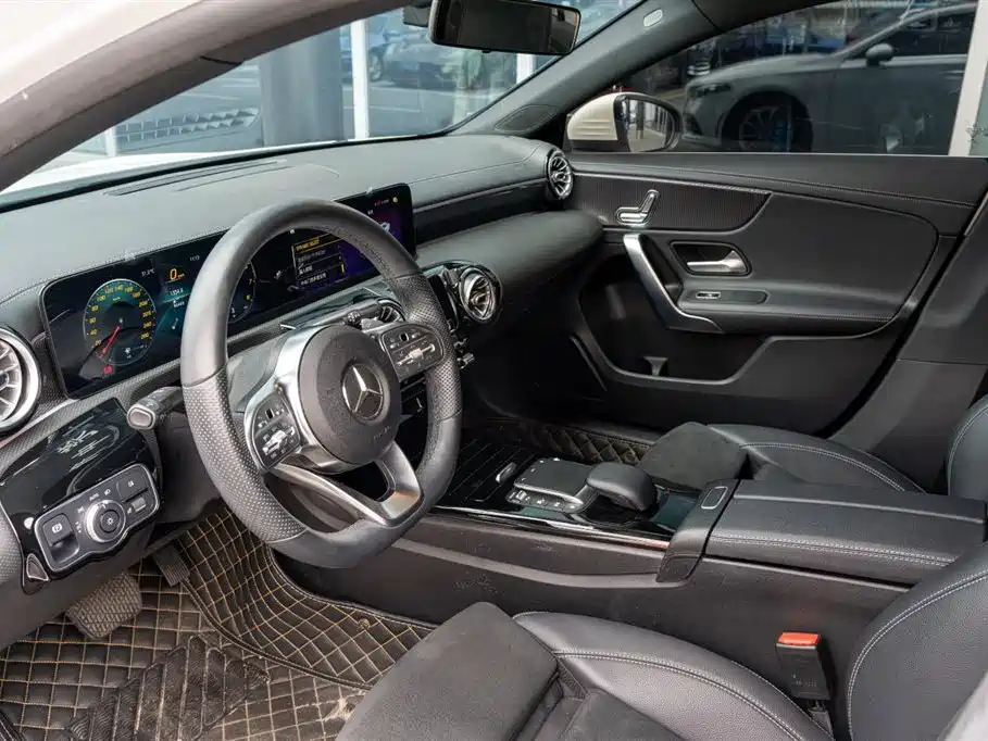 Mercedes-Benz A-Class 2021 A 200 L Sport Sedan Fashion Edition