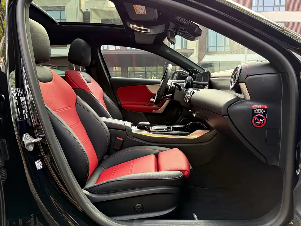 Mercedes-Benz A-Class AMG 2022 AMG A 35 L 4MATIC