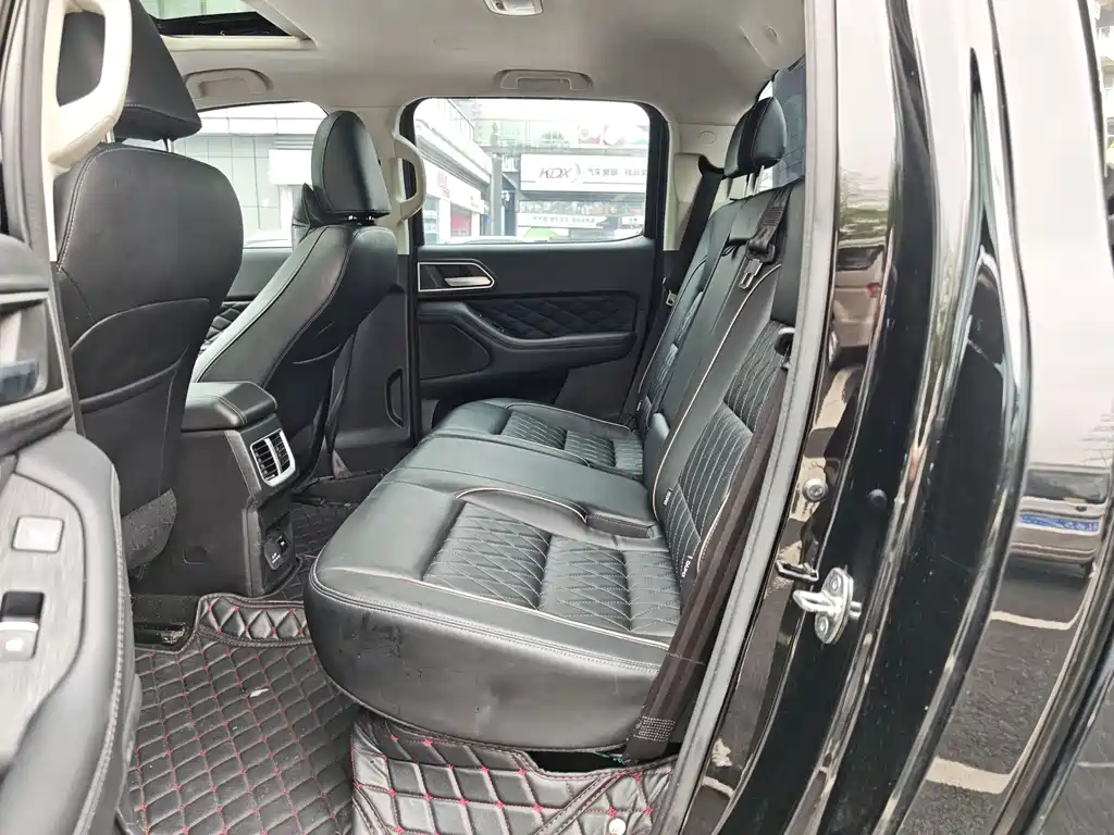 Poer 2021 2.0T Passenger Global Edition Automatic Diesel 4WD Comfort Standard Bed Towing Version GW4D20M