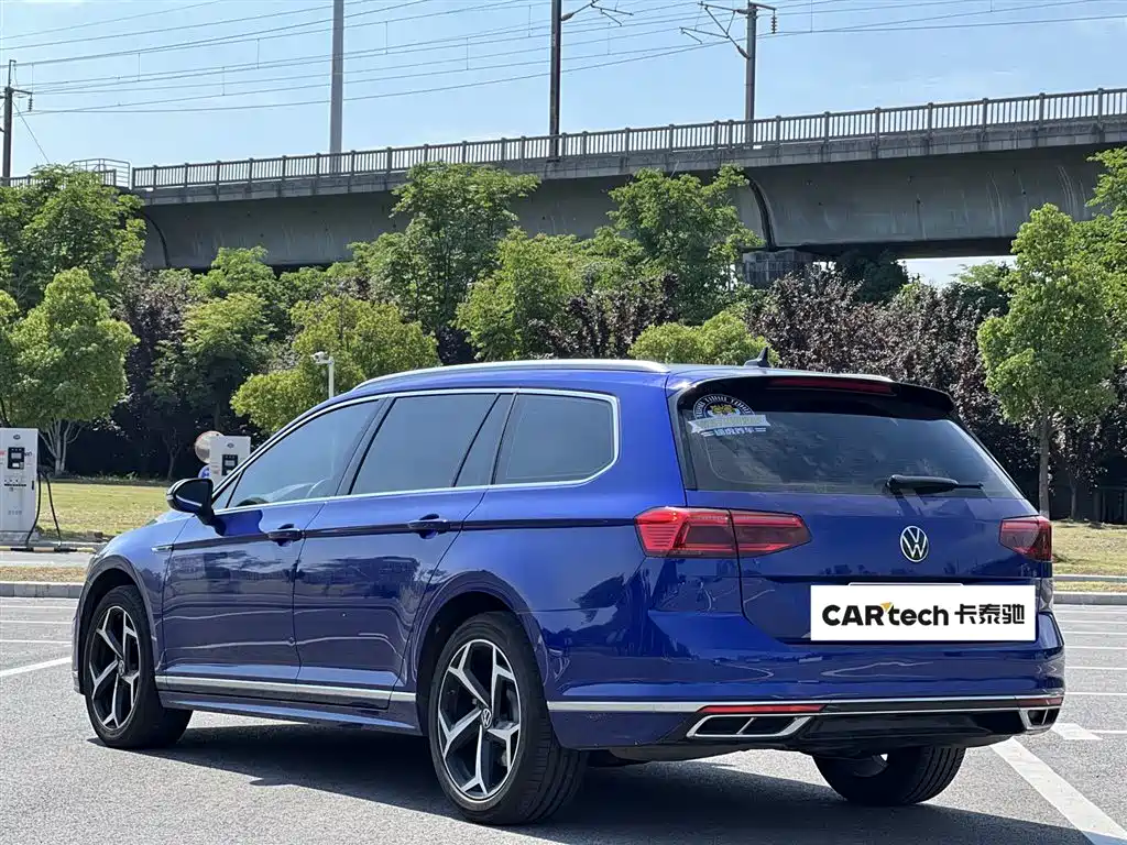 Volkswagen Passat Alltrack 2021 2.0T Zongxing Edition
