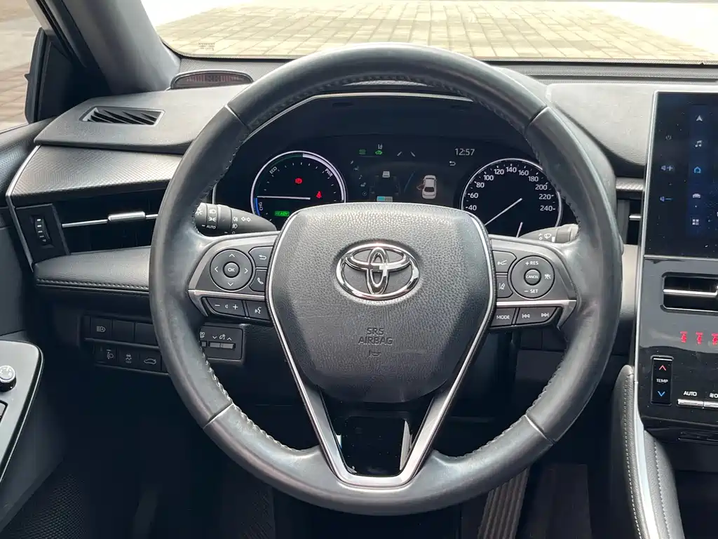 Toyota Avalon 2023 Hybrid 2.5L Luxury Edition