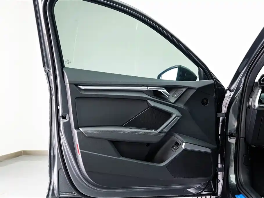 Audi A3 2025 A3L Limousine 35 TFSI Feichi Zunxiang Edition