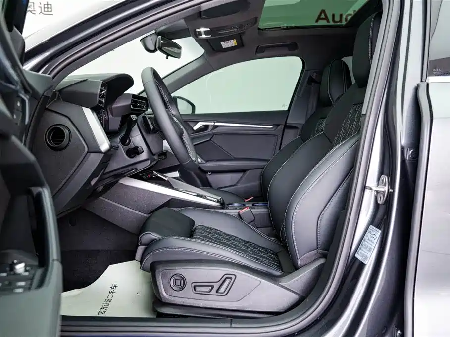 Audi A3 2025 A3L Limousine 35 TFSI Feichi Zunxiang Edition