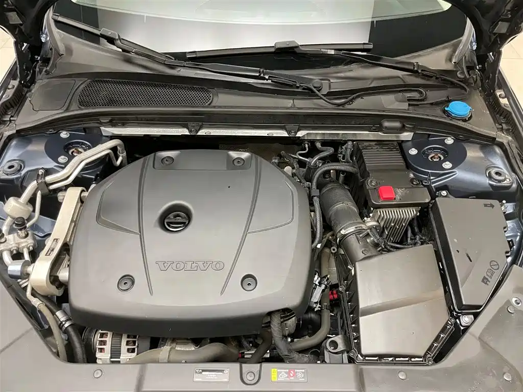 Volvo S60 2021 T4 Momentum