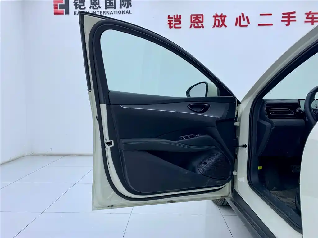 Seal 06 2025 DM-i Intelligent Driving Edition 120KM Premium