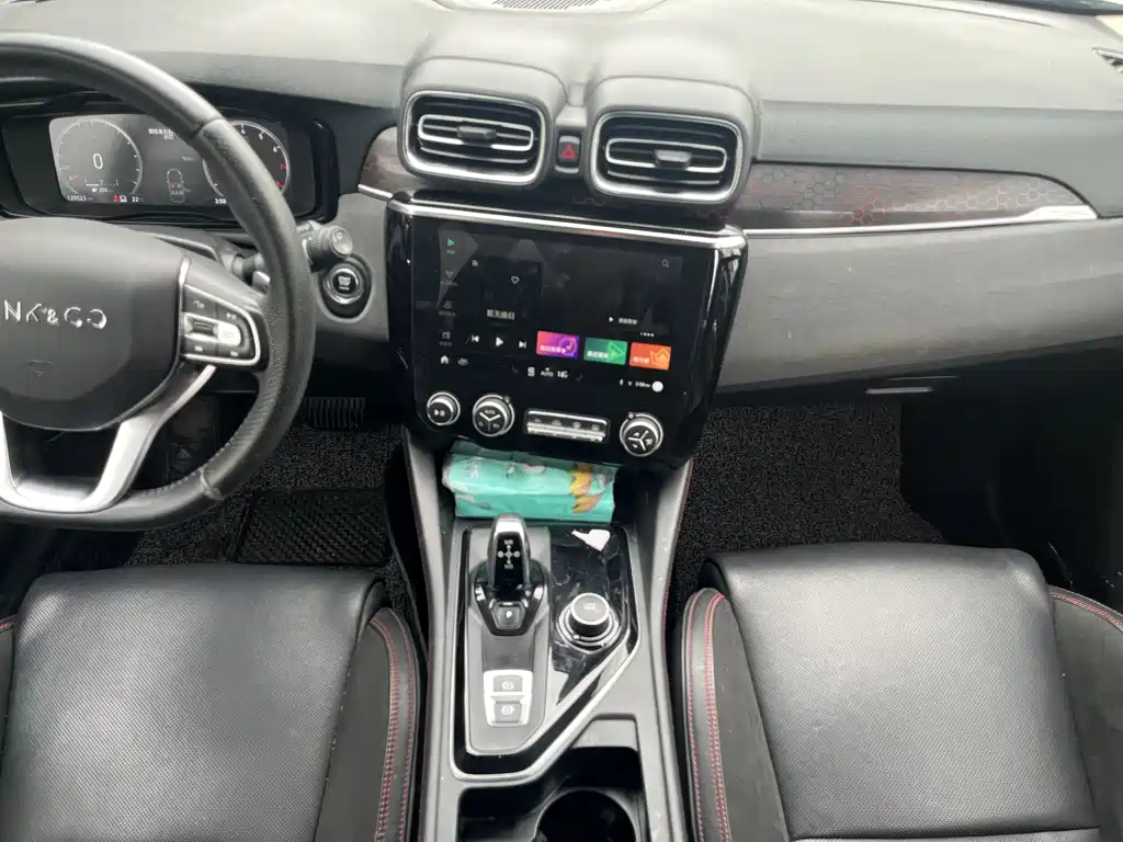 Lynk & Co 02 2018 2.0T DCT AWD Pro