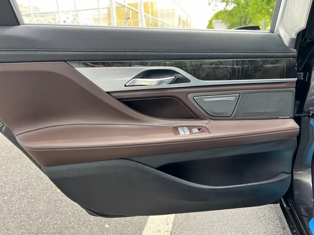 BMW 7 Series 2017 740Li Leading Edition