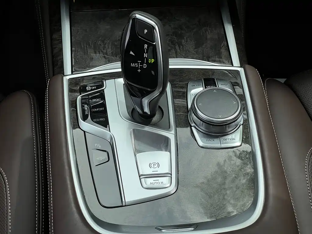 BMW 7 Series 2017 740Li Leading Edition