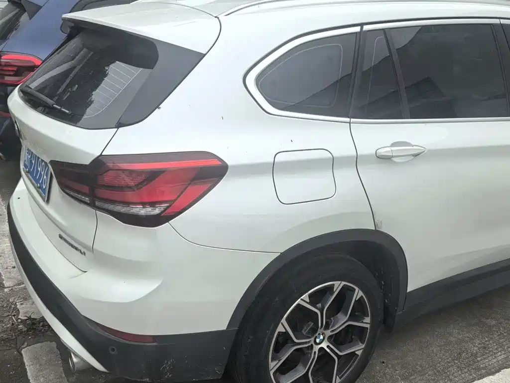 BMW X1 2022 sDrive25Li Leading Edition