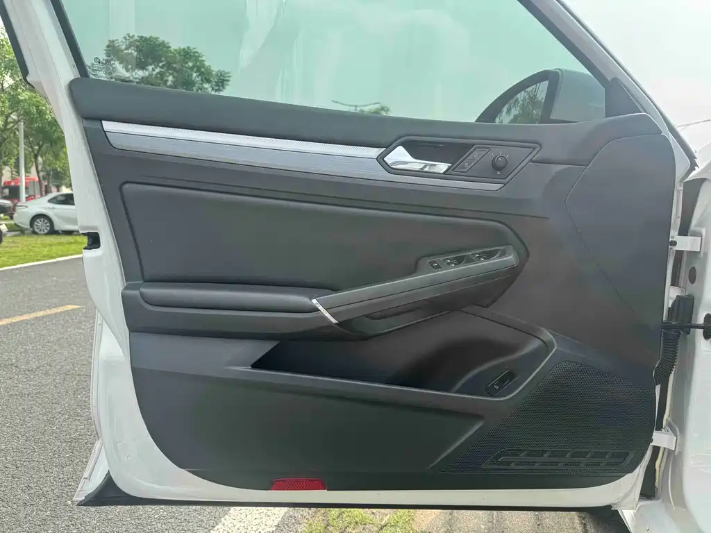 Lingdu 2021 Model Year Restyled 280 TSI DSG Comfort Edition