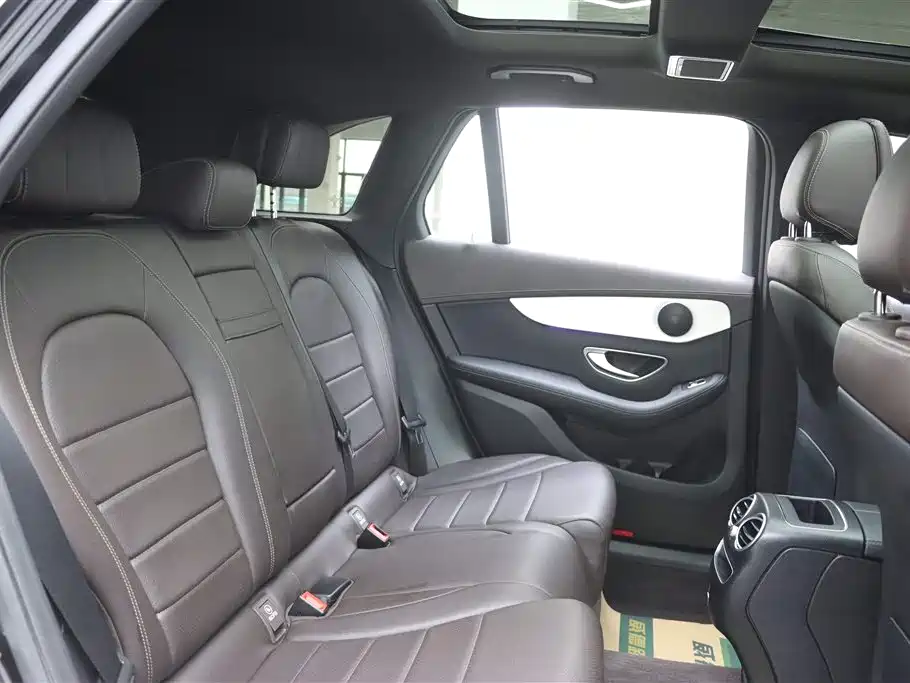 Mercedes-Benz GLC 2021 GLC 260 L 4MATIC Dynamic
