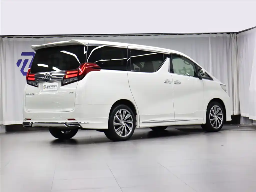 Alphard 2015 3.5L Luxury Edition