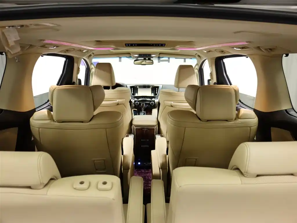 Alphard 2015 3.5L Luxury Edition