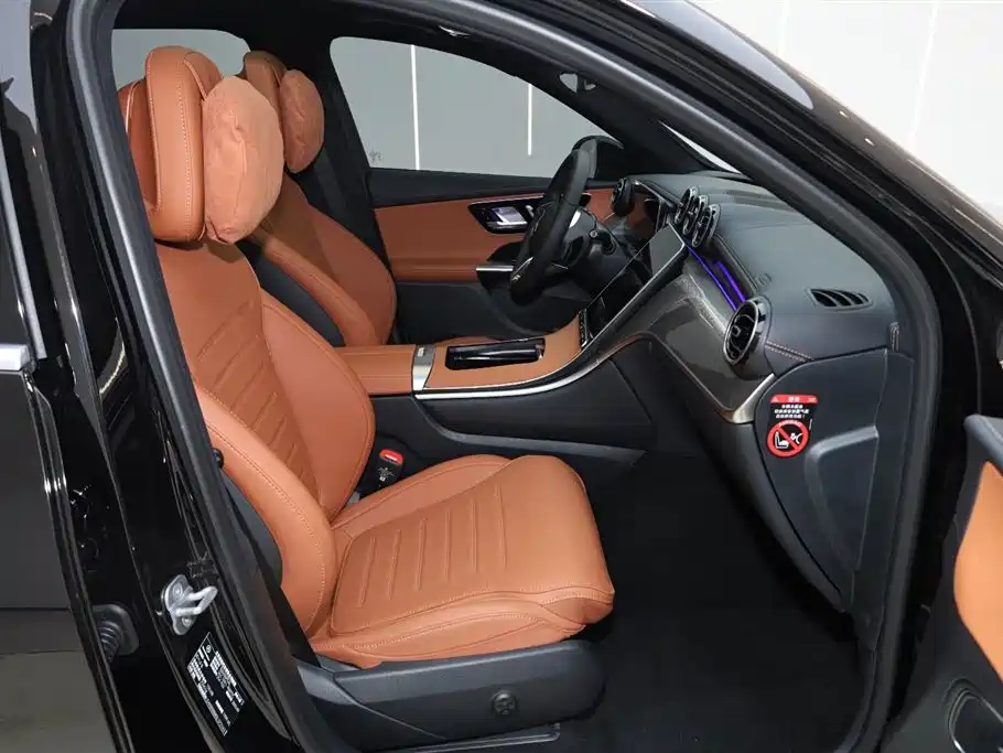 Mercedes-Benz GLC 260 L 4MATIC Dynamic Edition 2025