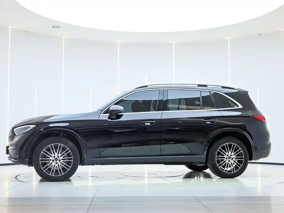 Mercedes-Benz GLC 260 L 4MATIC Dynamic Edition 2025