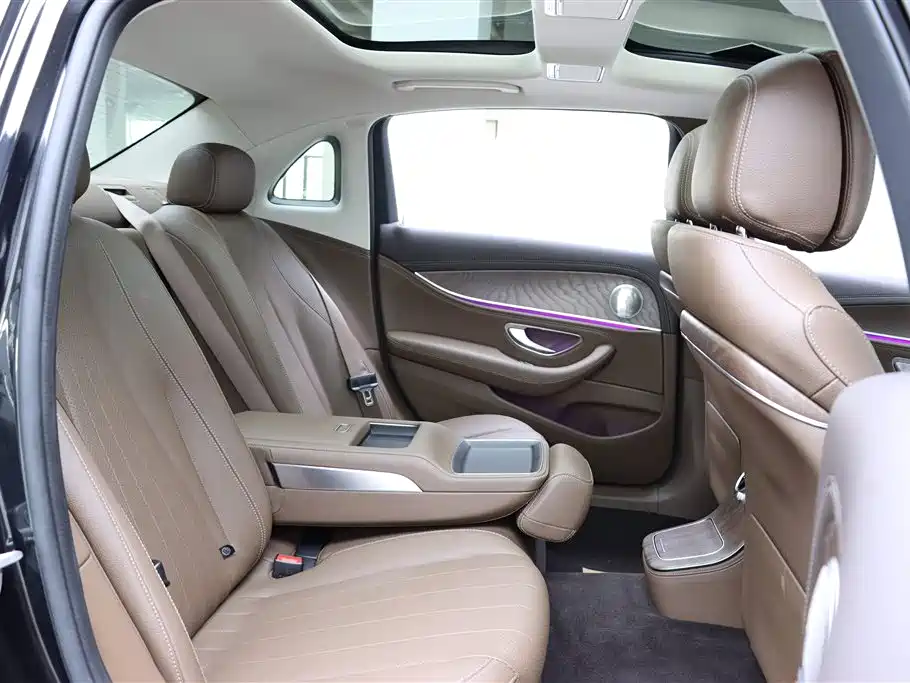 Mercedes-Benz E-Class 2023 Facelift E 260 L
