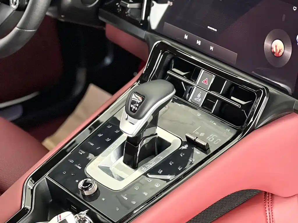 2014 Porsche Panamera 4 3.0T