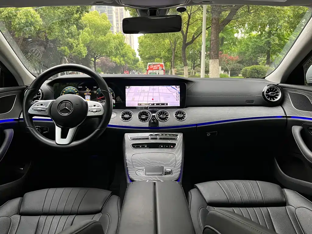 Mercedes-Benz CLS 260 2021