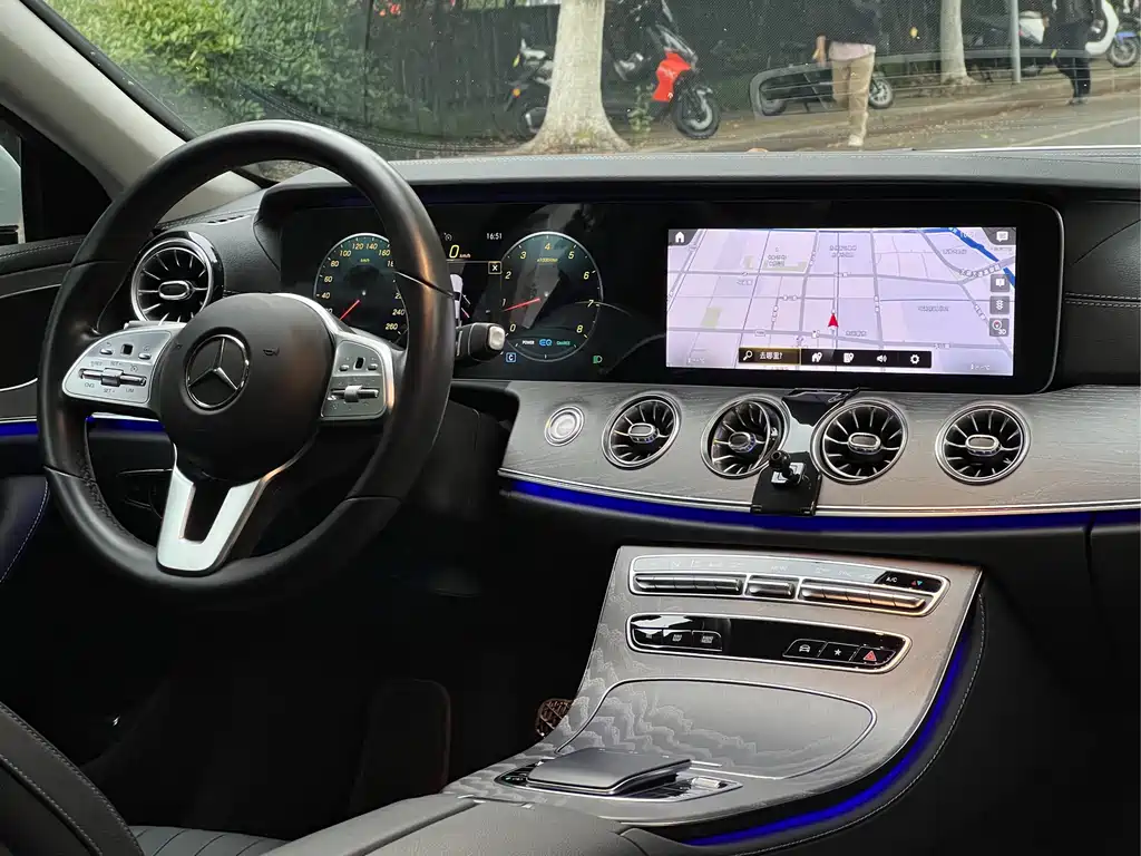 Mercedes-Benz CLS 260 2021