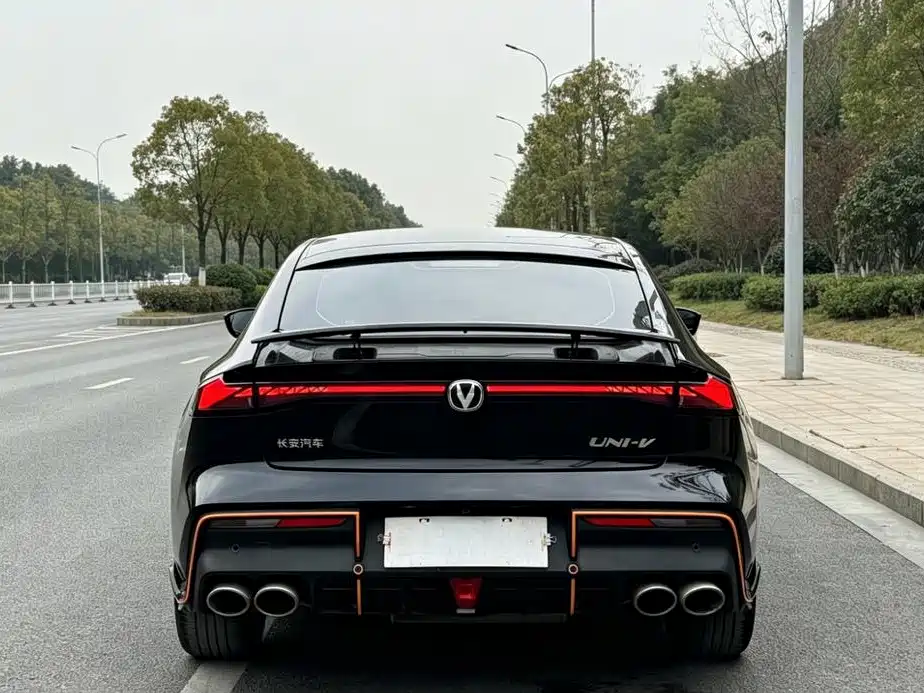 Changan UNI-V 2023 1.5T Sport Edition